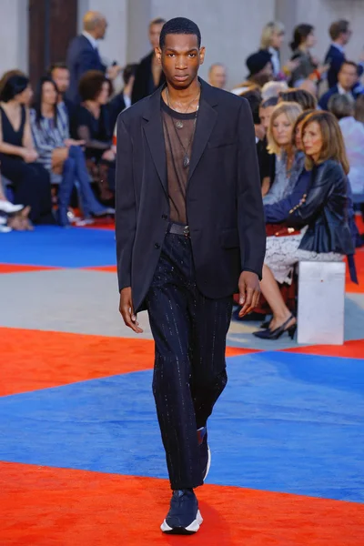 Look 31